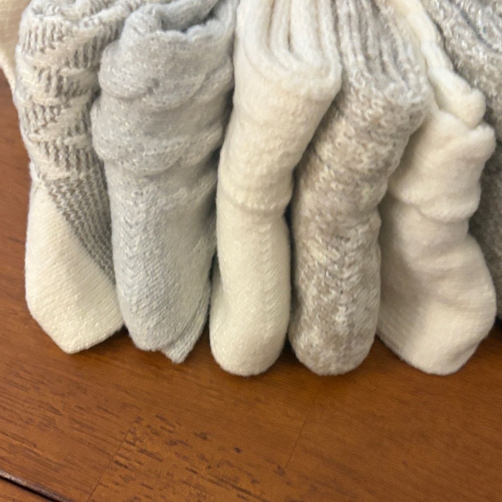 6 BEARPAW Women's Boot Socks - Picture 2 of 16